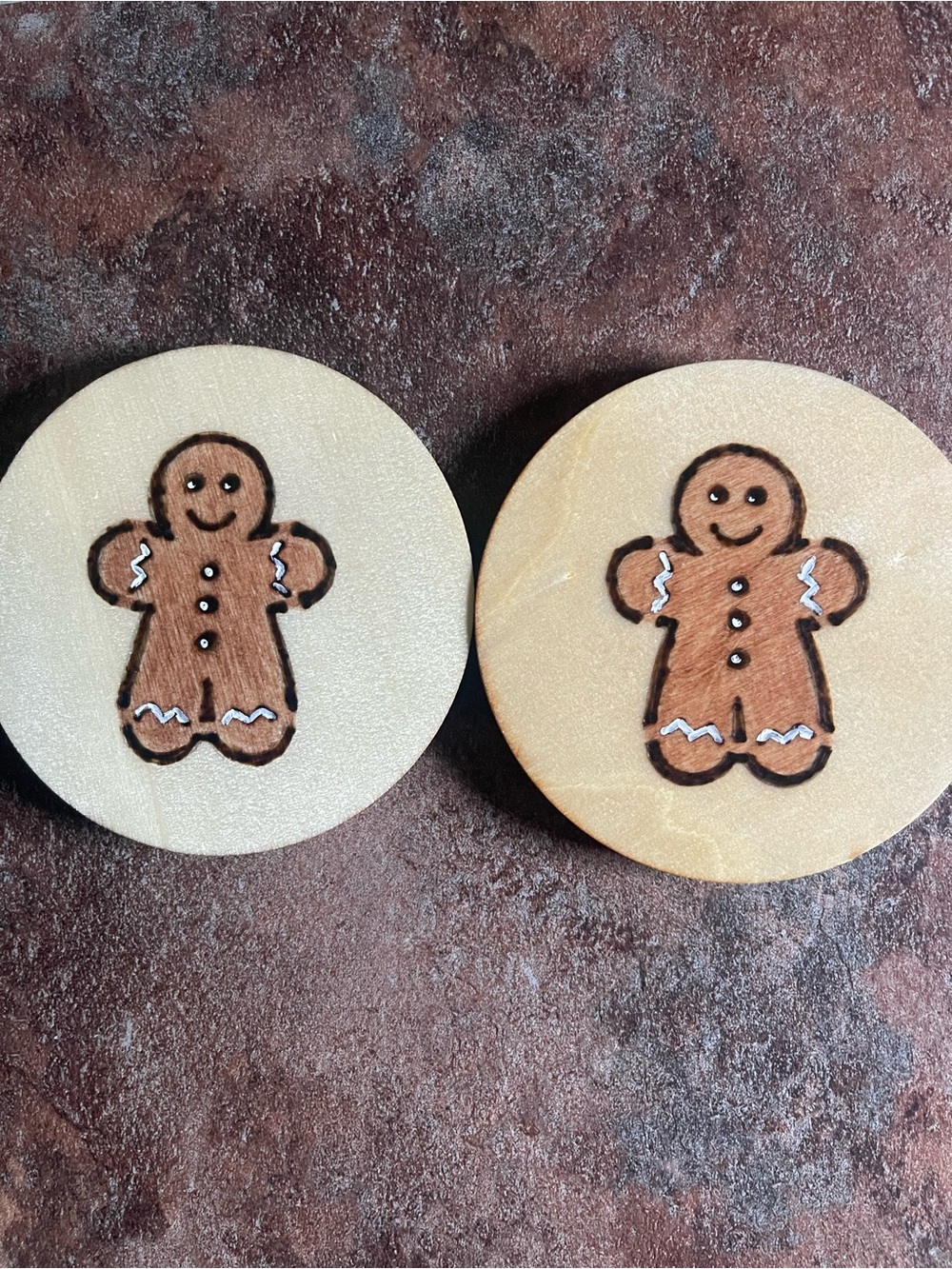 Gingerbread Wooden Coaster Set - Cream & Brown Holiday Decor